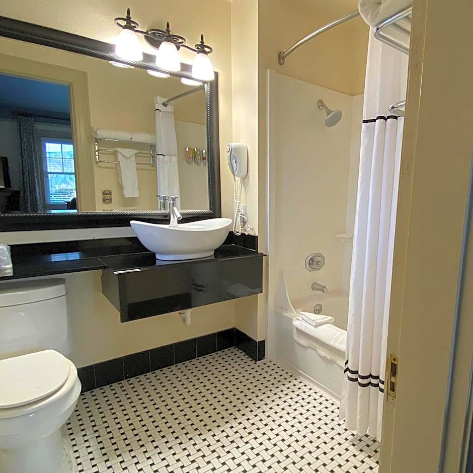 Columbia Gorge Hotel & Spa