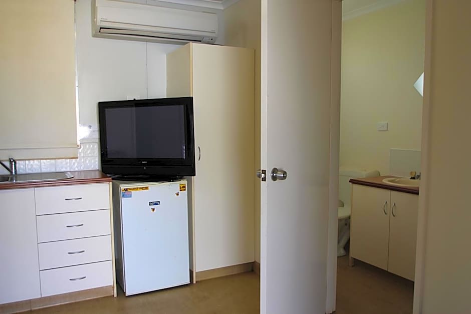 AAOK Karratha Caravan Park