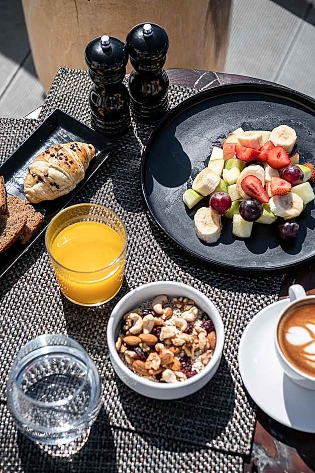 On The Rocks - Small Luxury Hotels of the World