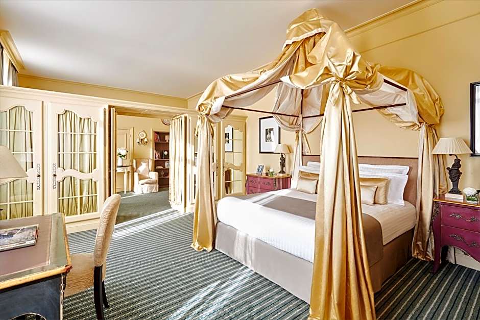 Chateau Hotel Grand Barrail