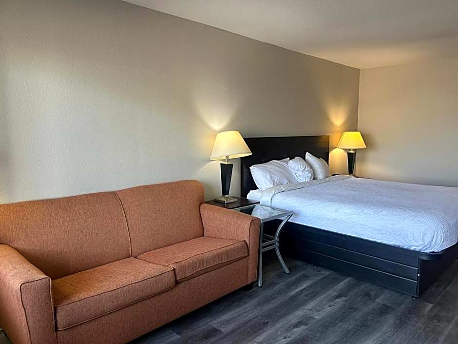 Travelodge by Wyndham Natchitoches