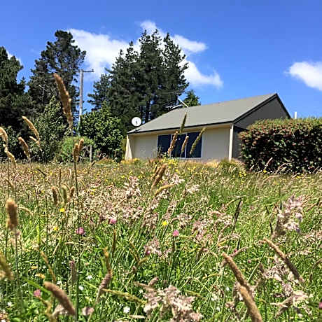Sunrise Mountain View Cabin Retreat
