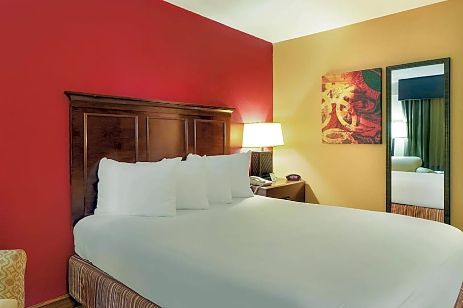 Quality Inn & Suites