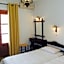 Alexandros Hotel