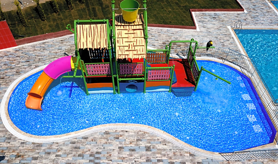 Side Win Hotel & Spa