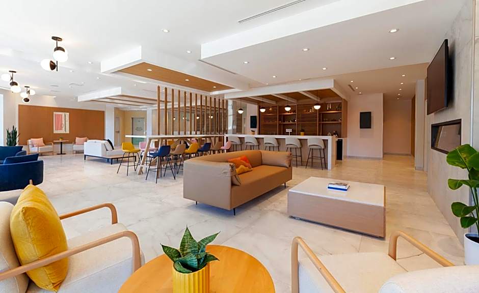 Strata Hotel