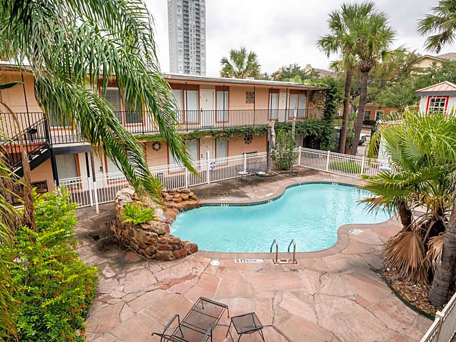 OYO Hotel & Apartments Houston Galleria