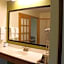AmericInn by Wyndham West Burlington