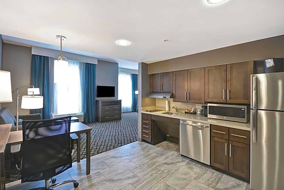 Homewood Suites By Hilton Warren Detroit