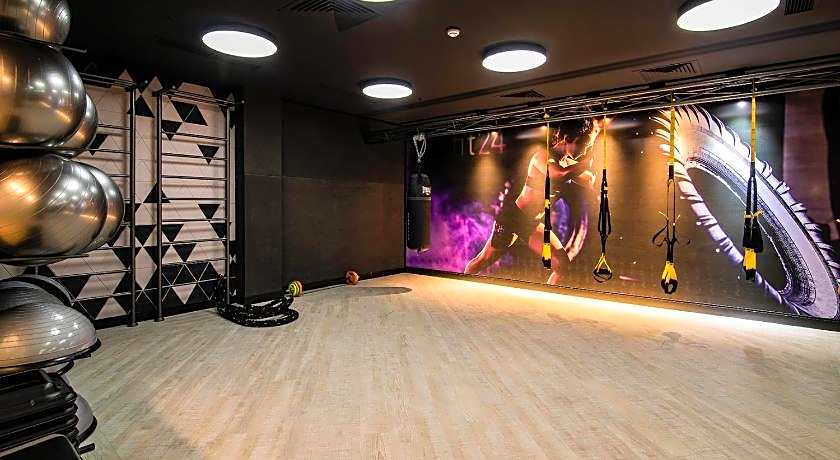 Ramada Hotel & Suites by Wyndham Yerevan