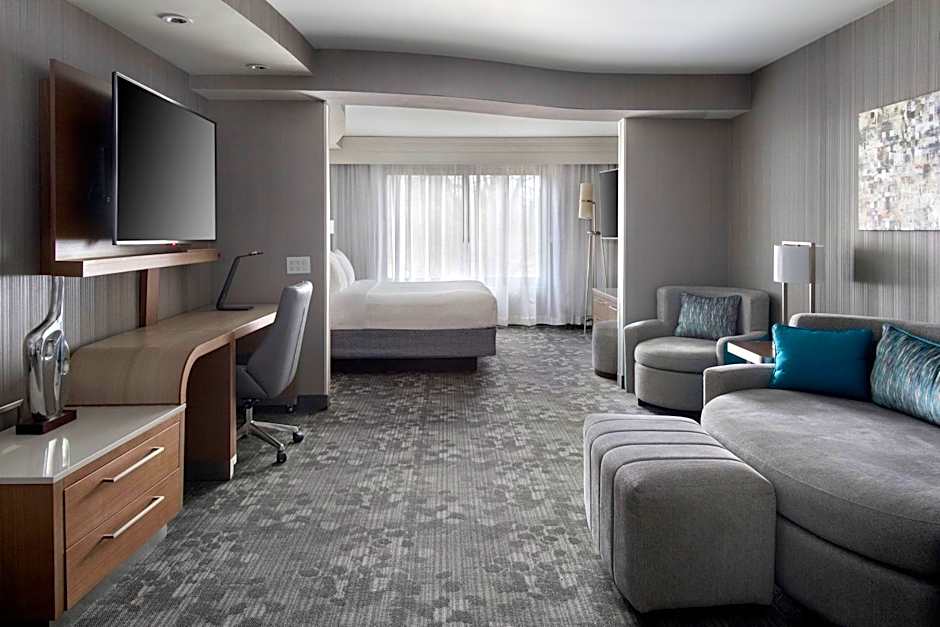 Courtyard by Marriott Newburgh Stewart Airport