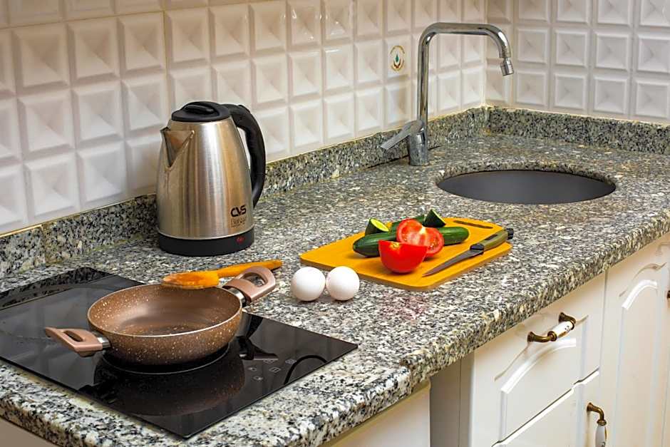 Alhambra Apart Hotel