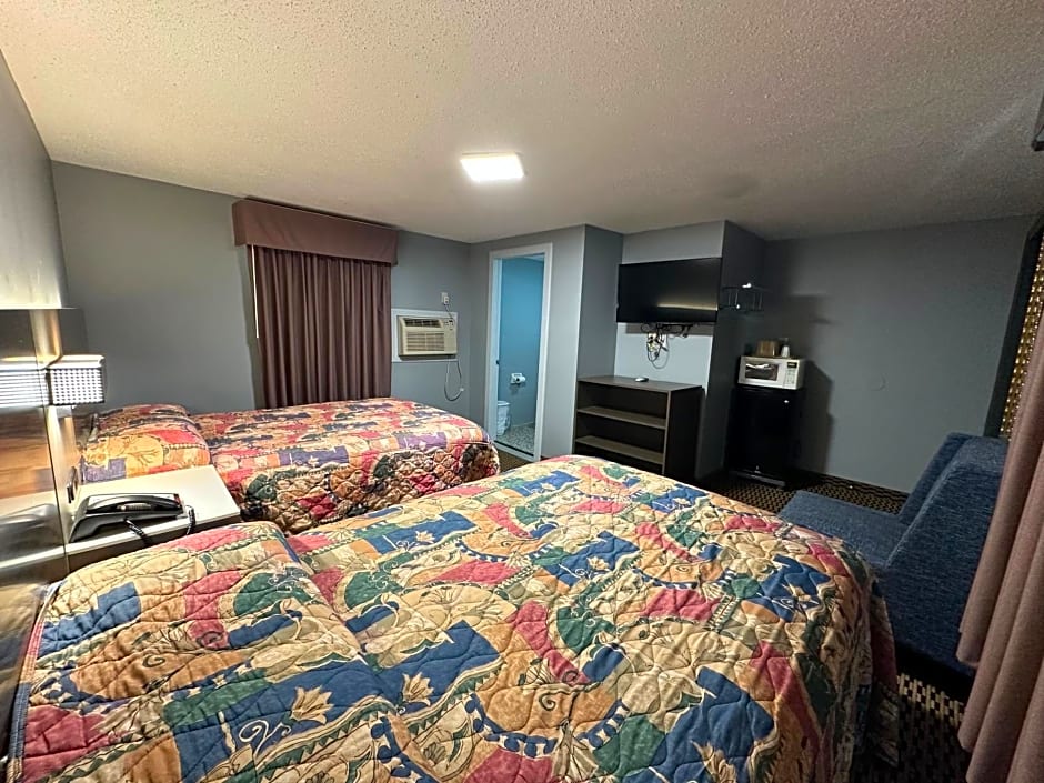 Rodeway Inn & Suites