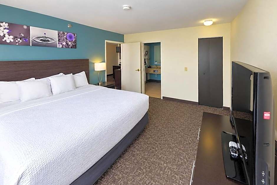 Sleep Inn & Suites near Spirit Mountain