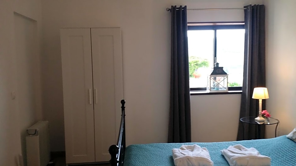 BB Silvercoast Casa das Flores