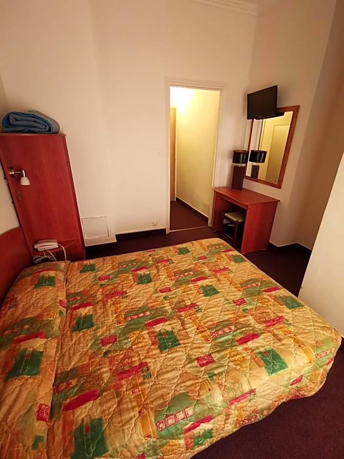 Hotel Madame Mere