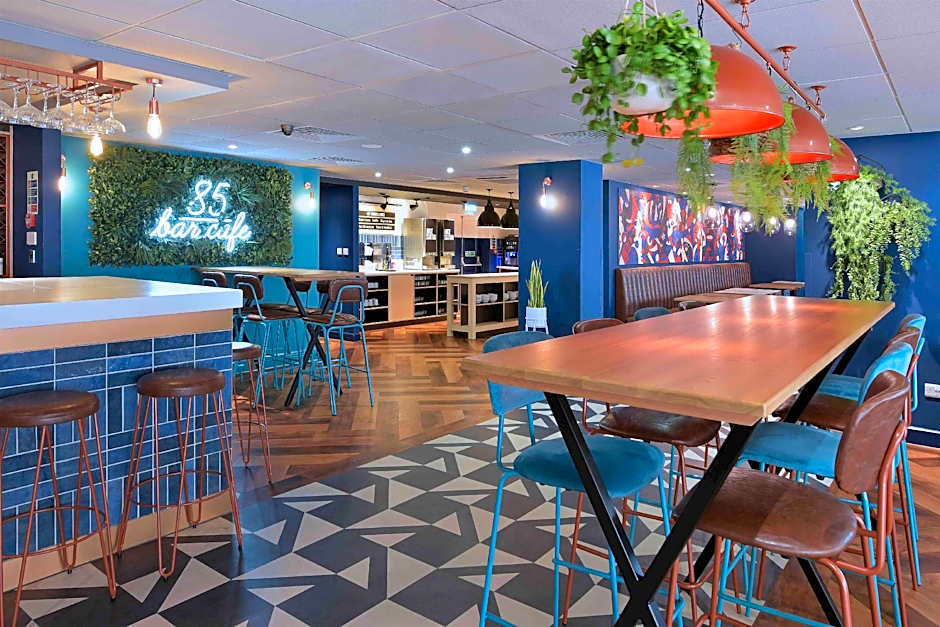 Travelodge Harrogate West Park