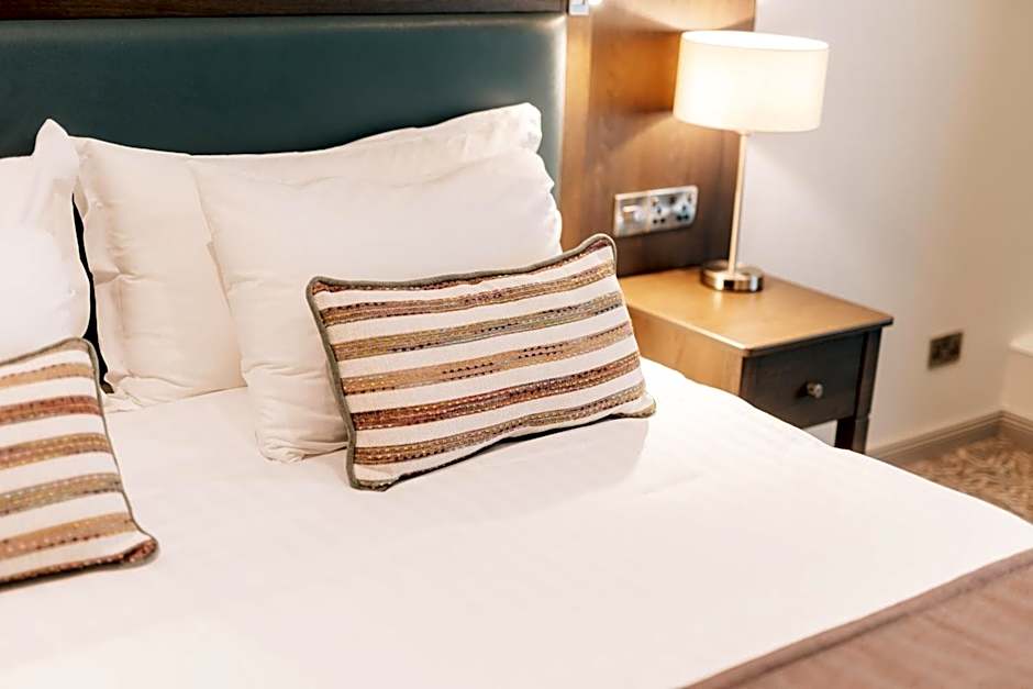 The Lodge Hotel
