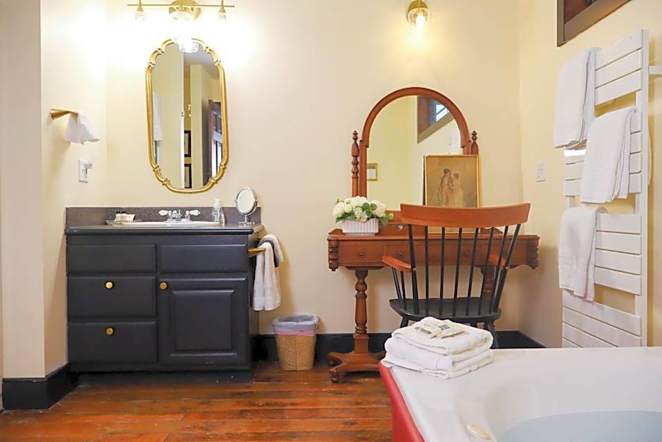 Stonecroft Country Inn