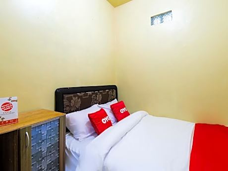 OYO 2957 Erlina Homestay