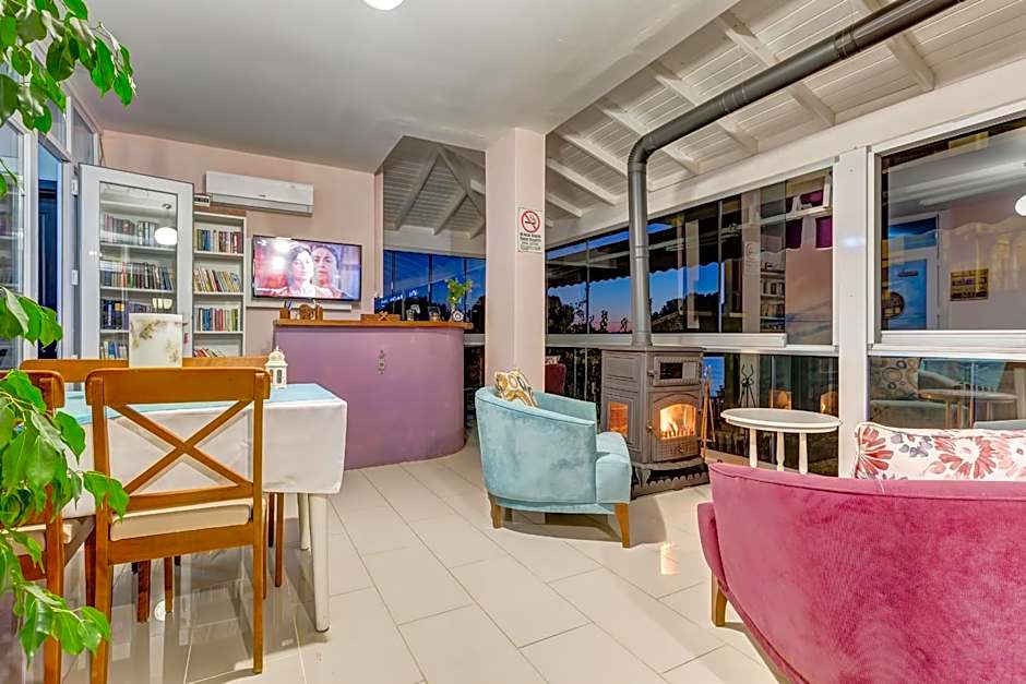Nefes Hotel