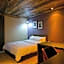 Jays Hotel
