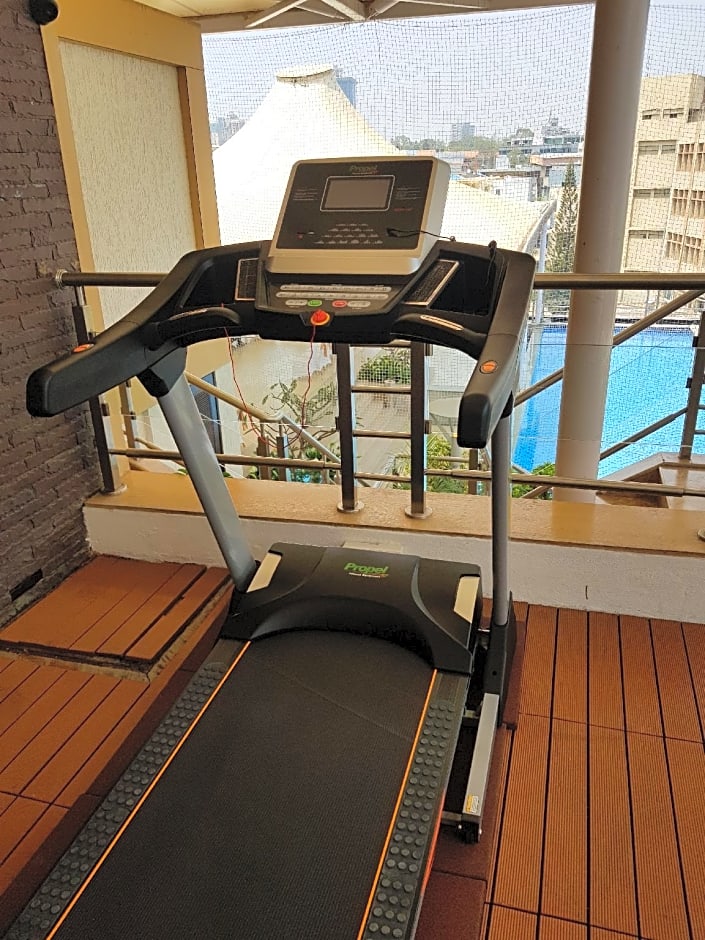 Iris - The Business Hotel