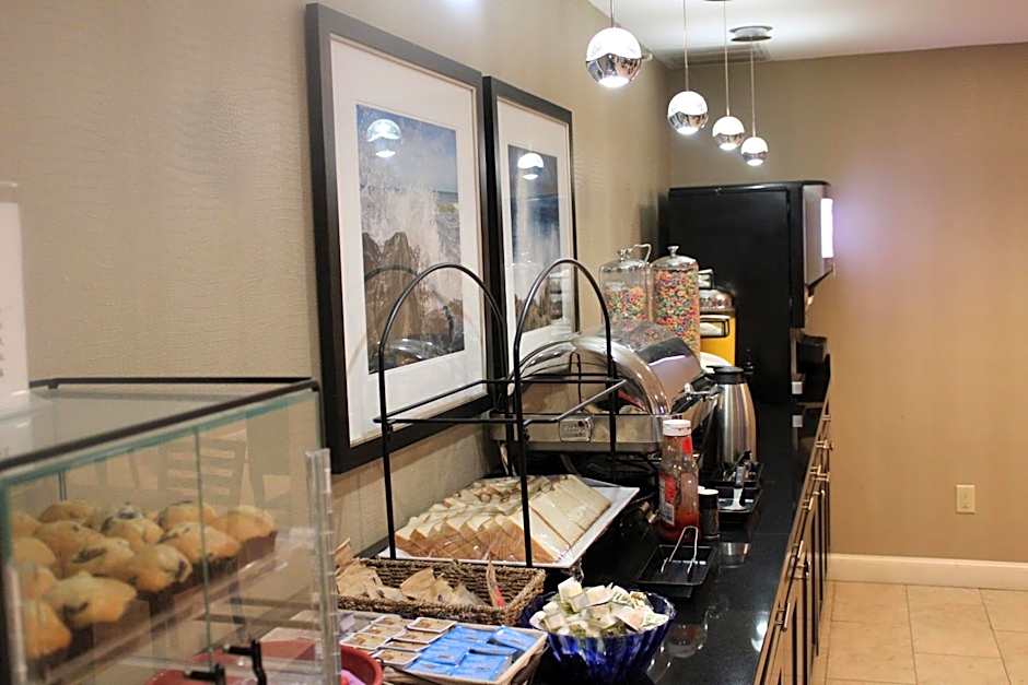 Port Inn & Suites Kennebunk, an Ascend Collection Hotel