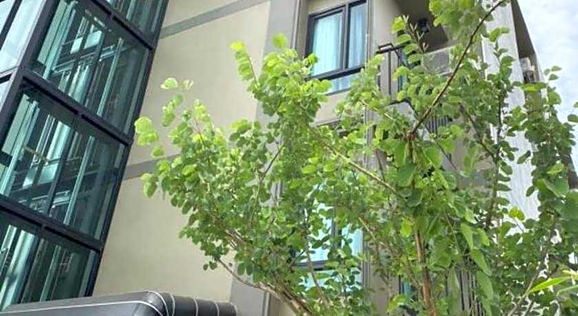 51 Suanplu Residence