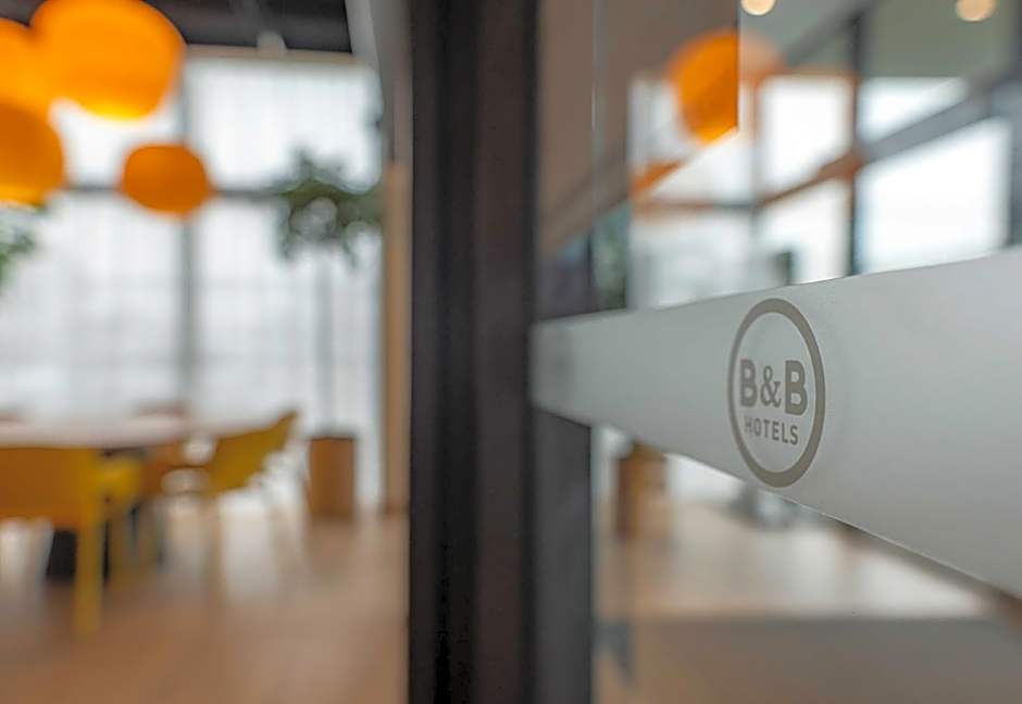 B&B Hôtel Nîmes Centre Arènes