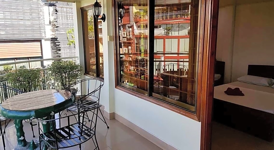 The Bright Lotus Guesthouse