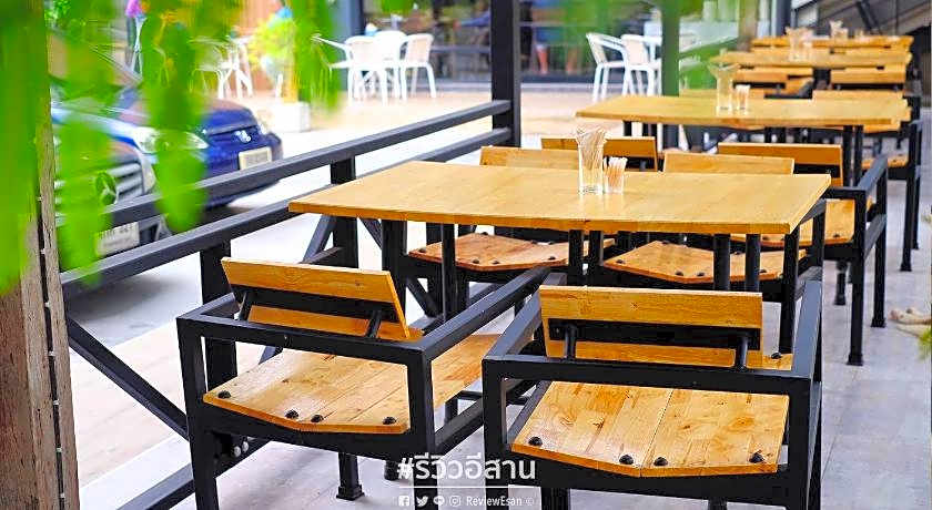 The Zenith Residence Hotel (SHA Extra Plus)