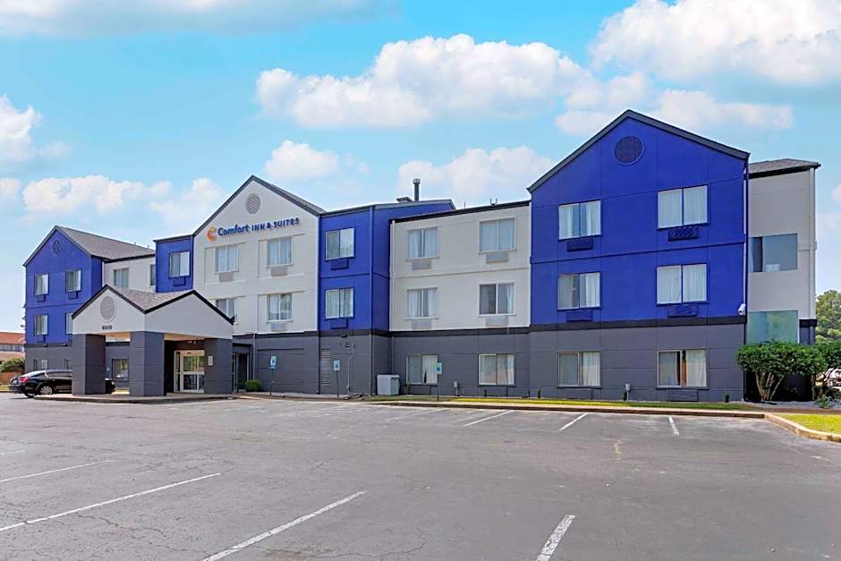 Comfort Inn & Suites Memphis East