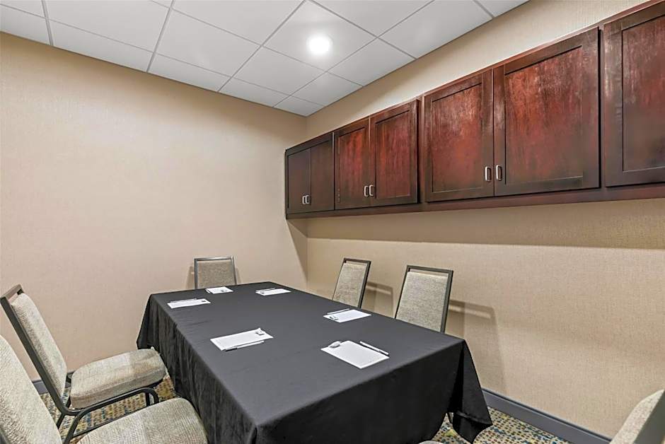 Hampton Inn By Hilton & Suites Fond du Lac