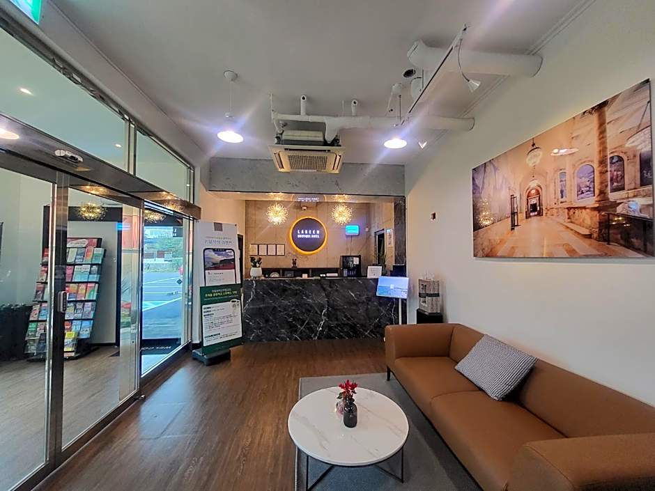 Lareem Boutique Hotel