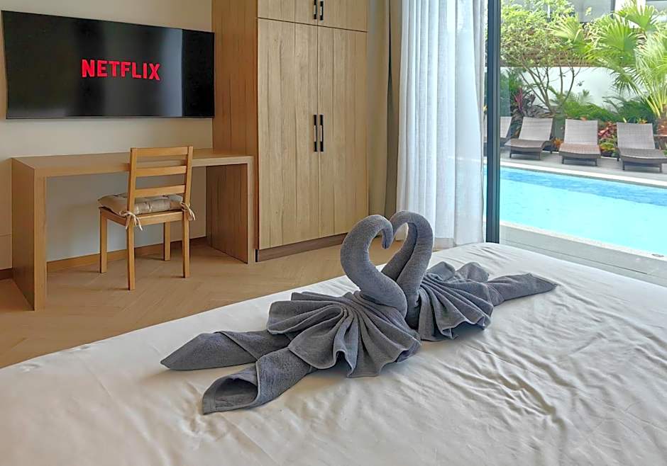 Bangtao Luxury Pool Villa - PrymaVerde