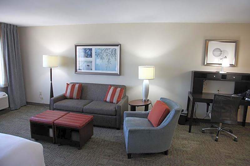 Staybridge Suites Grand Forks By IHG