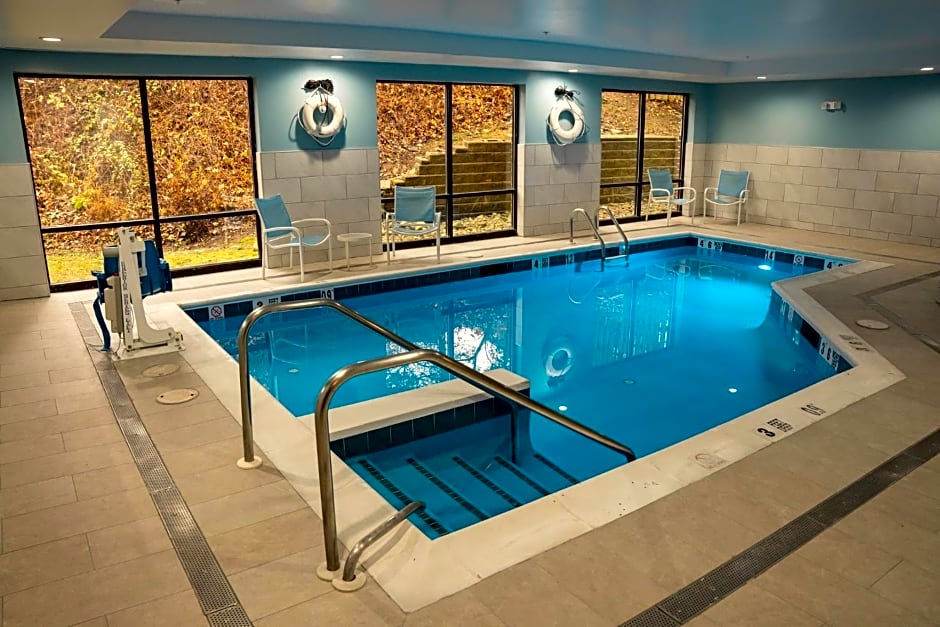 Holiday Inn Express Hotel & Suites West Chester By IHG