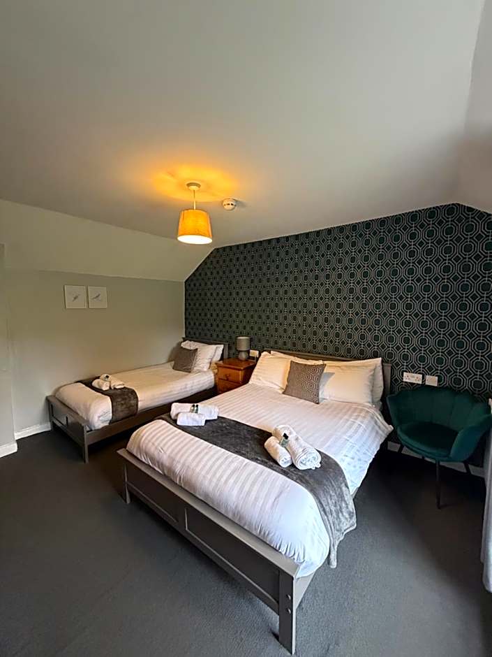 Llanerch Inn