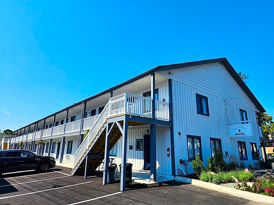 Main Street Motel