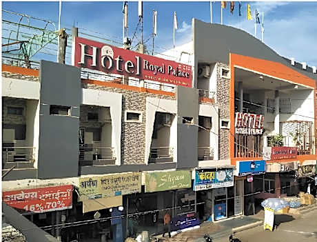 Hotel Royal Palace Dhamnod