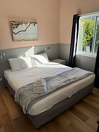 Riverview One-Bedroom Chalet