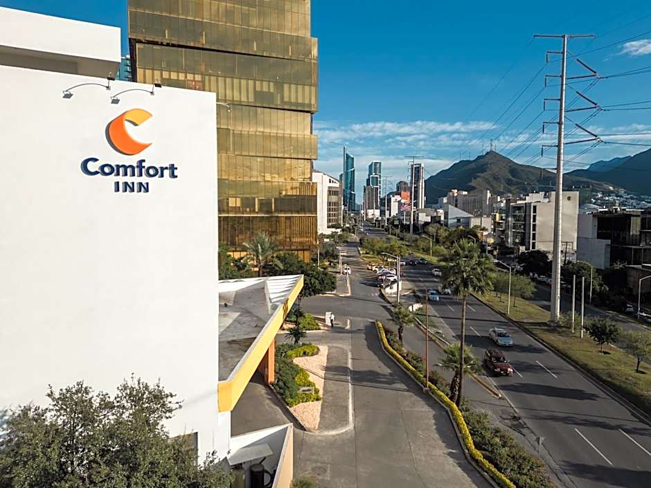 Comfort Inn Monterrey Valle