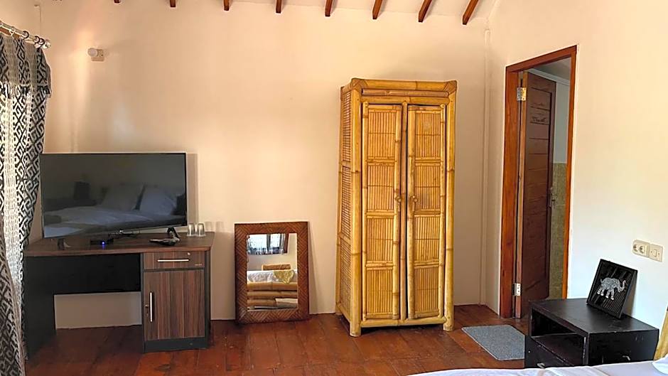 Cici Bungalow Senggigi