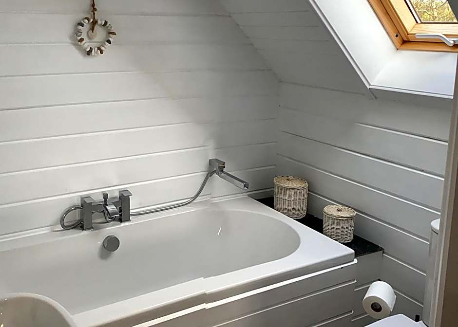 Anglesey Lakeside Lodges