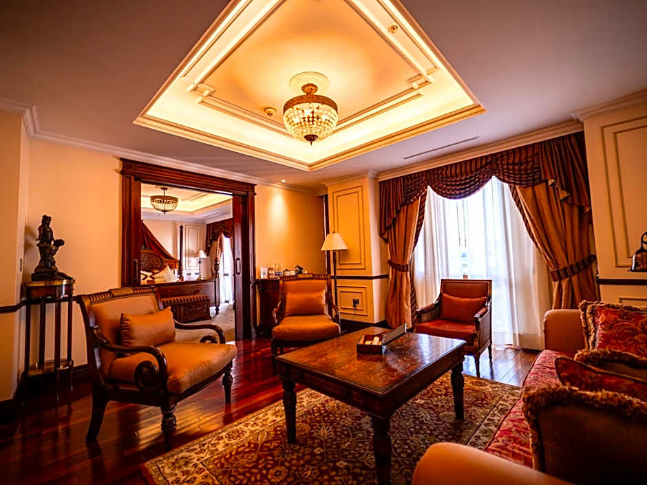 Plaza Grande Hotel