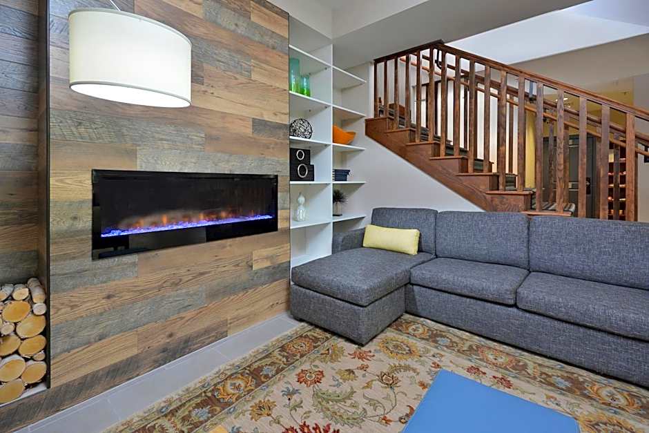 Country Inn & Suites by Radisson, Asheville West (Biltmore Estate), NC