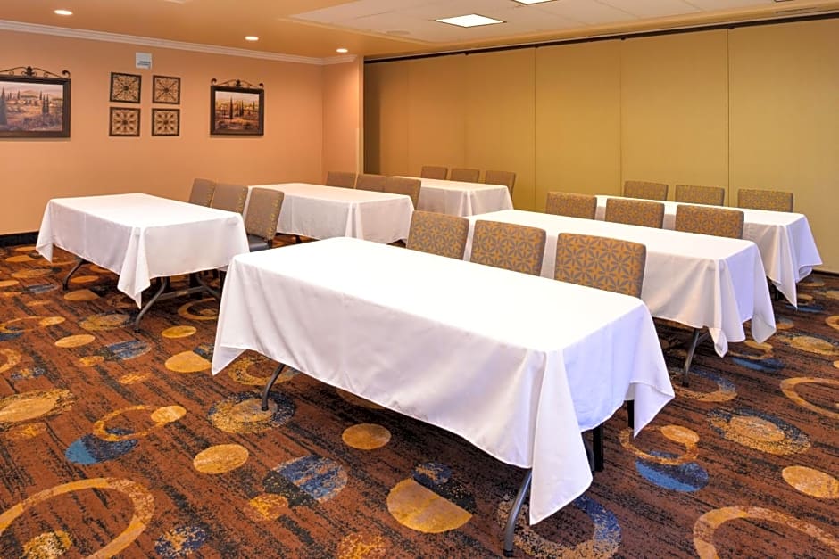 Holiday Inn Express Lathrop - South Stockton, an IHG Hotel