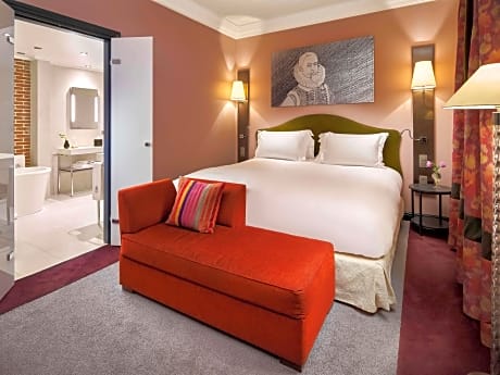CANAL HOUSE SUITE - 1 King Size Bed - Butler Service - Courtyard or Canal View