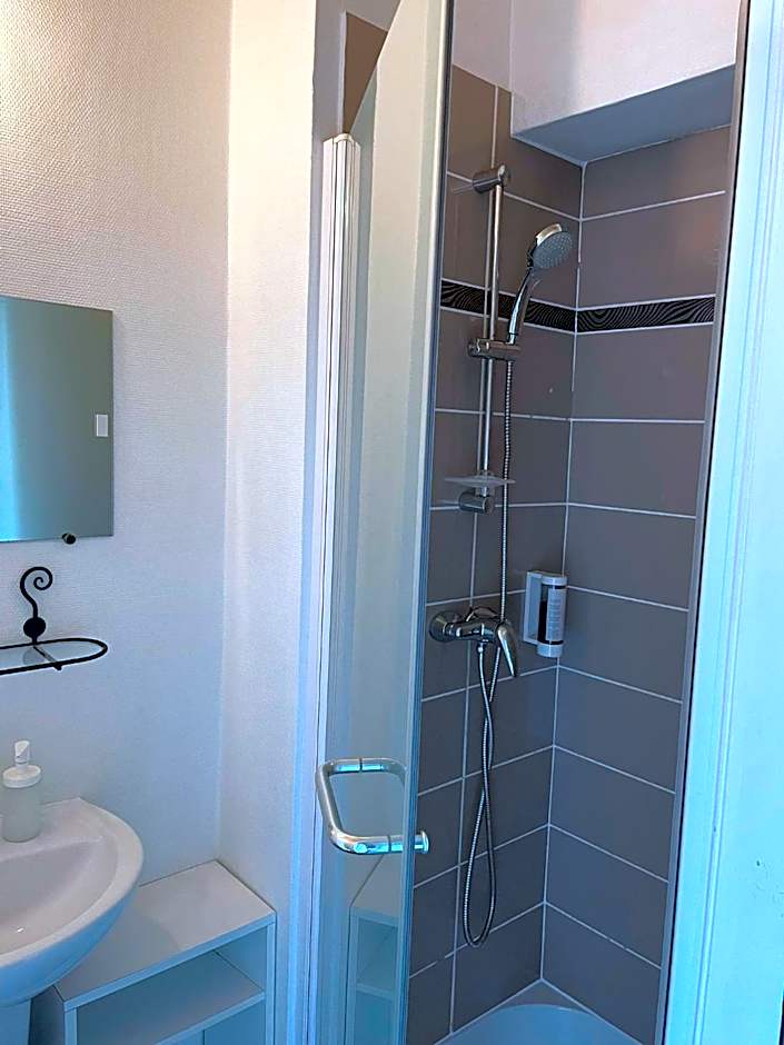 Authentic by Balladins, Hôtel Le Carré d'Aix